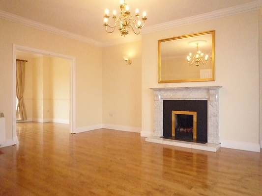 CastleDawsonLivingAfter1